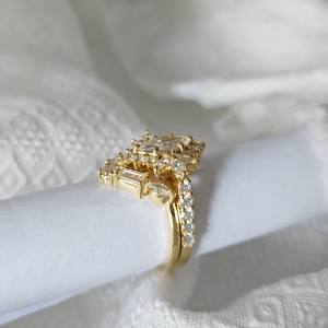 Design de luxe 14k 18k or massif taille marquise bague en diamant personnalisé Vvs Moissanite taille ronde diamant bague de mariage pour les femmes - Product Image 3