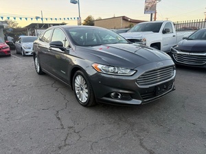 Ford Fusion Híbrido SE FWD 2016 - Product Image 2