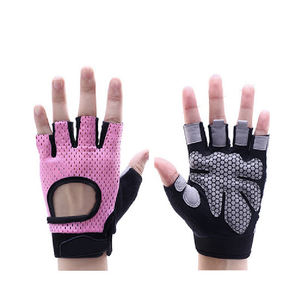 Gants d'entraînement sans doigts pour la musculation, le CrossFit et la musculation, paume rembourrée avec support de poignet réglable - Product Image 3