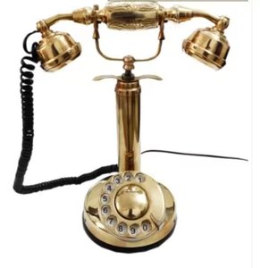 Adornos de teléfono de hierro modernos de mediados de siglo, modelo de teléfono manual antiguo hecho a mano, decoración del hogar, montaje en pared, uso interior - Product Image 1