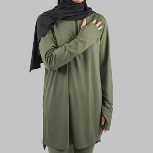 ชุดออกกำลังกายแขนยาวผ้าเนื้อดีสำหรับผู้หญิงมุสลิม  ออกแบบโดย AOLA Factory  รับสกรีนโลโก้  ดีไซน์เรียบหรู สวมใส่สบาย - Product Image 3