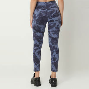 Mallas sublimadas de moda de calidad superior de color personalizado para mujer, nuevo diseño, atuendo único, mallas de salida de fábrica para mujer - Product Image 4