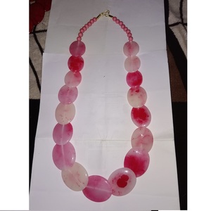 Collar de Resina con Diseño de Elipse Hueca, Chapado en Oro de 18K PVD, Collar de Acero Inoxidable que No se Deslustra, Joyería de Diseño - Product Image 2