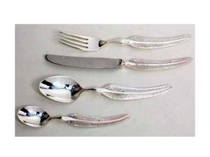 Ensemble de couverts en acier inoxydable argenté, vaisselle haut de gamme conçue pour les espaces de repas modernes, des présentations de table élégantes et un usage quotidien - Product Image 4