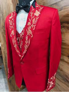 Costume traditionnel rouge brodé 3 pièces avec accents dorés pour hommes luxueux rouge brodé Golden Detailing - Product Image 4