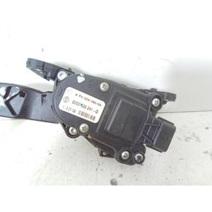โพเทนชิโอมิเตอร์เร่งความเร็วเรโนลต์ทวิงโก II ซีรีส์ 8200426241--d (07>14) - Product Image 6