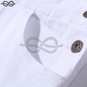 Monos de algodón informales para hombre con correas para los hombros Monos con babero de camuflaje y pantalones largos Cómodo estilo de trabajo para exteriores - Product Image 3