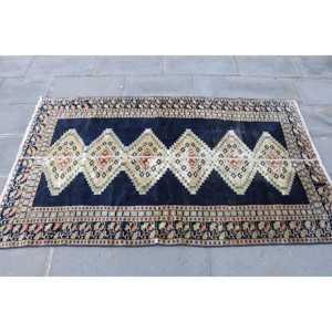 Alfombra Vintage de 3.5x5.7 pies, Alfombra Turca, Alfombra Azul a Rayas de Lana - Product Image 4