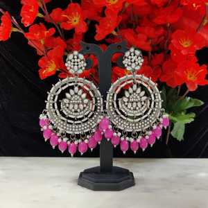 ต่างหูแชนด์บาลิสทรงกลมทำจากโลหะสีดำน้ำหนักเบาและดูเก๋ไก๋สวมใส่สบายในเวลากลางวันพร้อมชุดลำลอง - Product Image 6