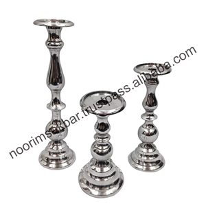 Grand bougeoir moderne en métal noir au design élégant pour la Saint-Valentin de Noël et les décorations de table de jardin en plein air - Product Image 2