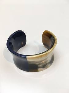 Boutons de manchette en corne naturelle, conçus pour la durabilité et l'élégance. Boutons de manchette de créateur pour des cadeaux et des occasions de luxe à prix abordable. - Product Image 2