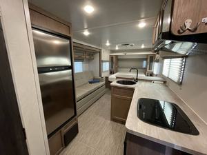 Prix de <span class=keywords><strong>vente</strong></span> aux enchères pour les caravanes de <span class=keywords><strong>camping</strong></span> d'occasion Forest River No Boundaries Rogue River 19.6 de 2022 et 2023 à vendre - Product Image 3