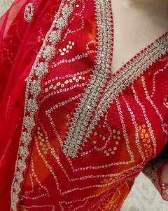 Kurti en coton imprimé Bandhani du dernier créateur avec pantalon imprimé et Dupatta avec haut et pantalon fantaisie pour femme - Product Image 5