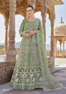 Recién llegado, vestidos Anarkali y Salwar Kameez con codificación de bordado y trabajo en piedra de exportación de India - Product Image 4