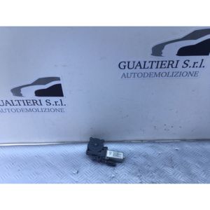 MOTORE ELETTRICO PER FINESTRINO ANTERIORE DESTRO FORD Fiesta 5a Serie 1218655 (05>08) - Product Image 1