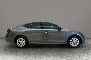 UTILISÉE LHD/RHD 2024 SKODA OCTAVIA 2.0TDI SE TECHNOLOGY - Product Image 3