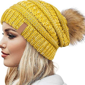 Bonnets d'hiver chauds fabriqués au Pakistan personnalisés Nouvelle arrivée Coupe régulière 2025 Bonnets de haute qualité pour adultes - Product Image 6