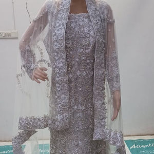 2023 nouvelle belle broderie lourde robe de mariée soie coton robe ornée cristal verre perles pierre Dabka travail vêtements de mariage - Product Image 1