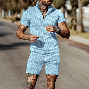 Conjunto de 2 piezas de verano con sublimación personalizada para hombre 2025, camisetas y pantalones cortos de manga corta, chándal informal elegante, conjunto de verano - Product Image 1