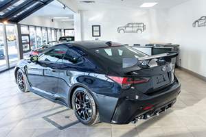 Promotion exceptionnelle 2024 Lexus RC F Track Edition, moteur V8, très bien équipé - Product Image 4