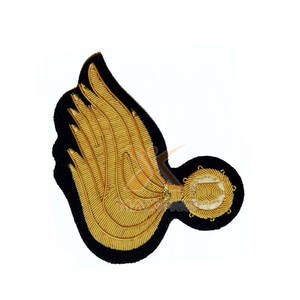 Insignias Bordadas a Mano de Tamaño y Color Personalizados, Bajo Pedido Mínimo, Insignias Bordadas a Mano Más Vendidas a Precio Económico - Product Image 5