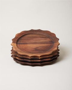 Plato de Madera Maciza con Borde Tallado, Plato Redondo Decorativo de Madera para Cena, Vajilla Rústica para Banquetes, Plato para Servir - Product Image 3