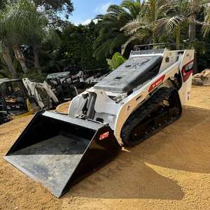 Bastante usado Bobcat MT100 Mini Track Skid Steer Loader en stock precio barato al por mayor para la venta entrega rápida - Product Image 1
