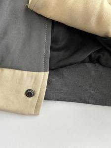 แจ็กเก็ตเบสบอลวิทยาลัยแบบคัลเลอร์บล็อกสำหรับผู้ชายเสื้อนอกสไตล์ตัวแทนมหาวิทยาลัยมีลายทางขอบแต่งโลโก้ได้ตามต้องการเสื้อผ้าแนวสตรีทแฟชั่นฤดูหนาว - Product Image 5