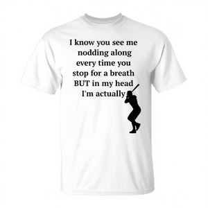 Piensas que estoy escuchando, pero en mi cabeza estoy en el béisbol - Camiseta promocional - Product Image 3