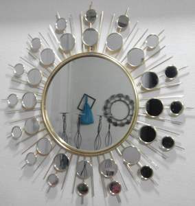 Vente en gros de miroirs muraux décoratifs avec cadre en acier inoxydable poli Art métallique de style Noël pour la décoration suspendue de la maison - Product Image 2