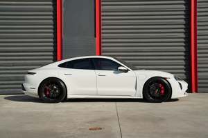 2020 POR SCHE TAYCAN 4S AWD PRÊT À ÊTRE EXPÉDIÉ - Product Image 2