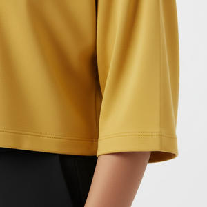 เสื้อครอปคอตตอนสีทึบสำหรับผู้หญิงเสื้อครอปแขนสั้นผ้าคอตตอนผลิตตามสั่ง - Product Image 6