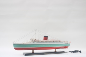 โมเดลเรือไม้สำหรับตกแต่งบ้าน RMS Caronia พร้อมไฟทำด้วยมือของตกแต่งบ้านสำหรับคริสต์มาสไม้แกะสลักเทคนิคการระบายสี - Product Image 4