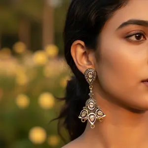 Pendientes de Araña en Forma de Lágrima con Baño de Oro y Diamantes, Joyería de Moda para Mujer - Product Image 2