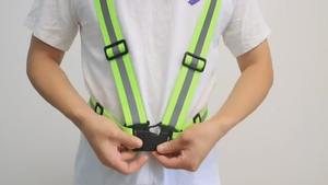 Chaleco Reflectante, Chaleco de Correr, Equipo Reflectante de Alta Visibilidad, Ajustable para Correr, Ciclismo y Motociclismo - Product Image 6