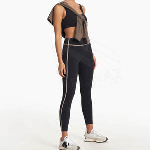 Ropa de gimnasio atlética Leggings de yoga para damas Venta caliente Mujer Scrunch Fitness Leggings Correr al aire libre Deportes Gimnasio Leggings - Product Image 4