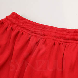 Ensemble d'uniformes d'équipe de basket-ball pour adultes en polyester léger de haute qualité Impression de logo personnalisé Conceptions de couleurs personnalisées Meilleures ventes - Product Image 4