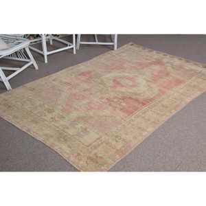 Tapis vintage 4,5 x 7,9 pieds, tapis turc persan en laine vert et rouge - Product Image 3