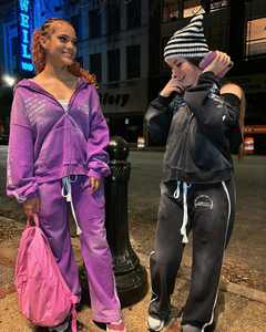 เสื้อฮู้ดดี้ QZFSO แบบสั่งทำพิเศษ ผ้าฟลีซ 460GSM ล้างสีแบบ Acid Wash ซิปหน้า พิมพ์ลาย DTG สไตล์ Distressed ทรง Oversized แบบ Boxy ตัดสั้น ลายกราฟิก สำหรับผู้ชาย - Product Image 6