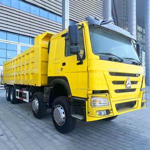 Camion benne diesel Sinotruk Howo 8x4, poids total 30t, transmission automatique, direction à droite, moteur Weichai, capacité de charge 50t, conduite à droite - Product Image 1