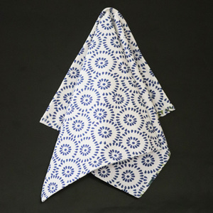 Toalla de cocina de secado rápido ecológica de 100% algodón Toalla de golf tejida floral personalizada para uso en la cocina - Product Image 3