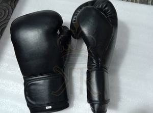 Nuevos guantes de kick boxing de entrenamiento Retro Pro del fabricante Logotipo personalizado y color Cuero de vaca genuino - Product Image 4