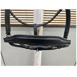 Licol de luxe en cuir importé de haute qualité avec ferrures en laiton pour une conduite confortable, personnalisable, exporté d'Inde - Product Image 2