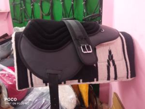 Compre una almohadilla de silla de montar de calidad superior con material de alta calidad hecha de silla de montar para montar a caballo - Product Image 2