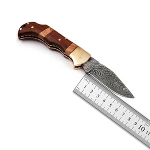 Couteau de poche à manche en corne de bélier en acier damas personnalisé pour la chasse en plein air couteau pliant OEM de survie en camping en vente - Product Image 2