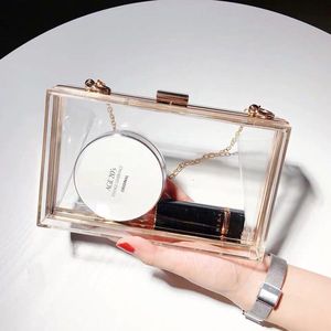 Bolso de mano de acrílico transparente elegante personalizado para damas Bolso de noche para mujer con decoraciones de cadena y correa Correas con cuentas - Product Image 6