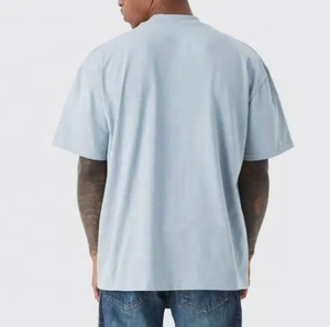 T-shirts et hauts pour hommes T-shirt à col rond en coton peigné à manches courtes pour hommes Next Level Unisex Tri-Blend Tee T Shirts - Product Image 4