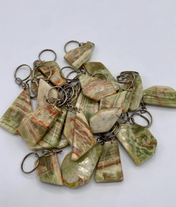 Llavero de Ónix Hecho a Mano, Llavero de Calcita de Ónix Pulido, Accesorio de Piedra de Pakistán, Llavero de Piedra de Mármol - Product Image 1