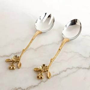 Retro Style Silver Stainless Steel Salad Server Set for Wedding Events, Minimal Metal Serving <b>Spoon</b> and Fork for Dining <b>Tables</b> - Product Image 3