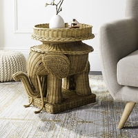 Table d'appoint éléphant en osier de rotin rose décor à la maison OEM accepté Table basse faite à la main pour salon Table Console unique